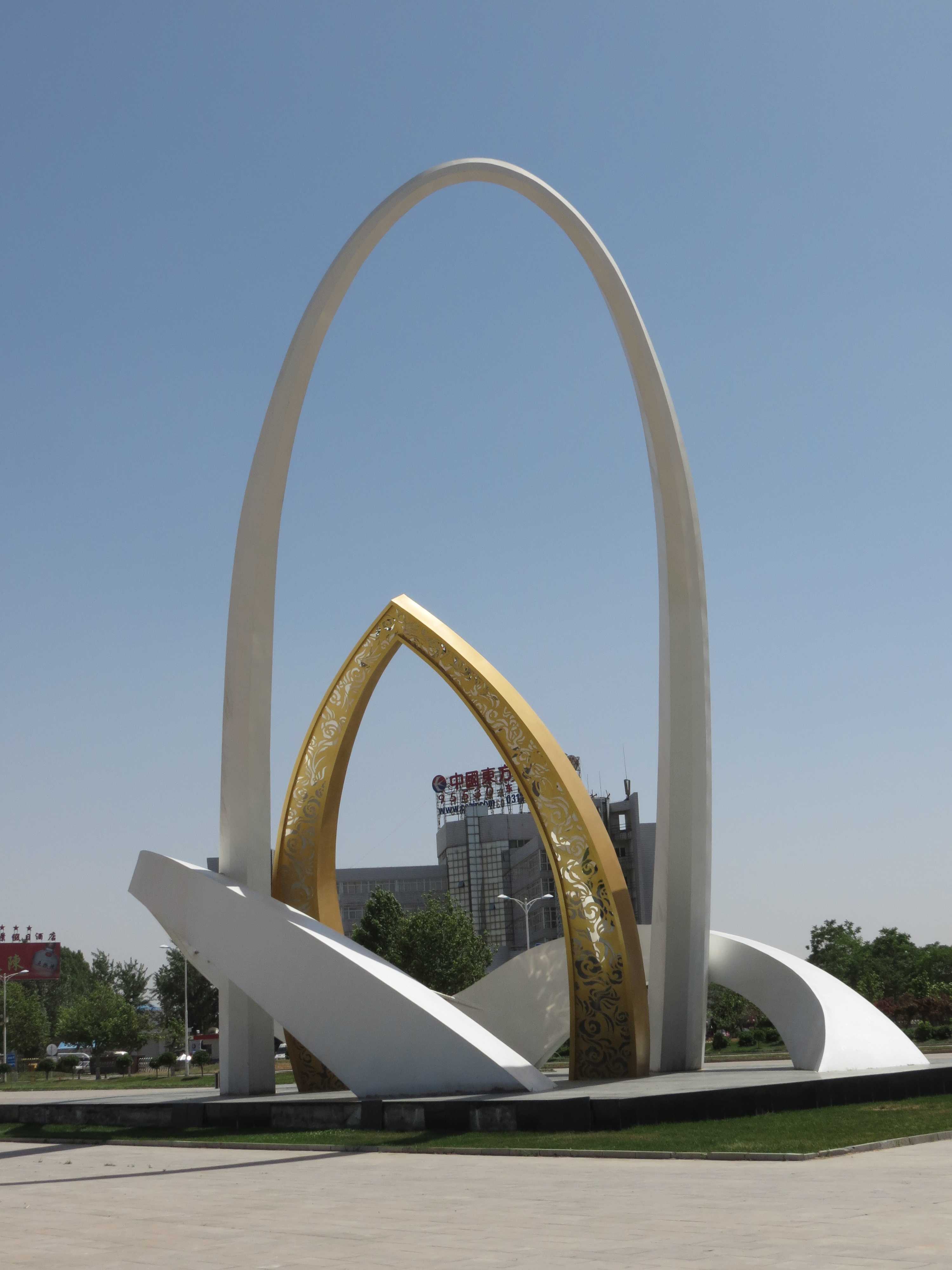 機(jī)場景觀雕塑，大型廣場標(biāo)志，廣場大型雕塑