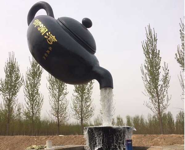 景觀(guān)雕塑定制，天壺雕塑，流水茶壺雕塑
