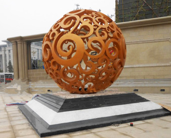 不銹鋼雕塑價格的影響因素有哪些？